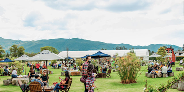 ¿Dónde salir a almorzar un domingo en Bogotá y sus alrededores?